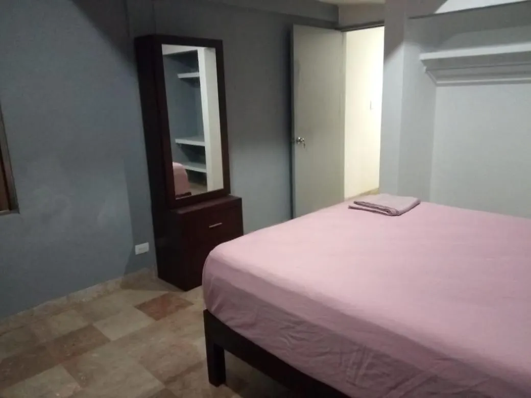 Large Penthouse On Lagoon, Fantastic Views, Across From Beach Cancun Meksika
