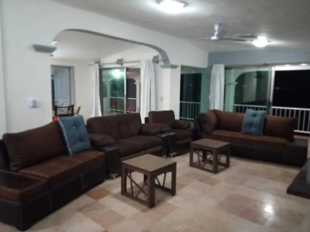 Hostel Large Penthouse On Lagoon, Fantastic Views, Across From Beach Cancun Mexico