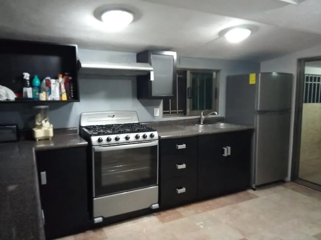 Hostel Large Penthouse On Lagoon, Fantastic Views, Across From Beach Cancun