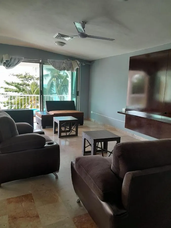 Hostel Large Penthouse On Lagoon, Fantastic Views, Across From Beach Cancun Mexico
