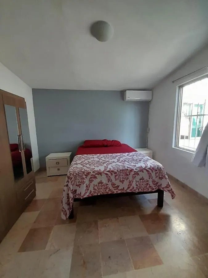 Large Penthouse On Lagoon, Fantastic Views, Across From Beach Cancun 0*,
